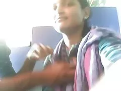 المشارك الثالث دخل موقع جديد سكسي في علاقة