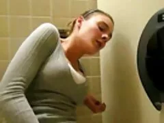 السرطان سكسي ياباني جديد يركب دراجة نارية
